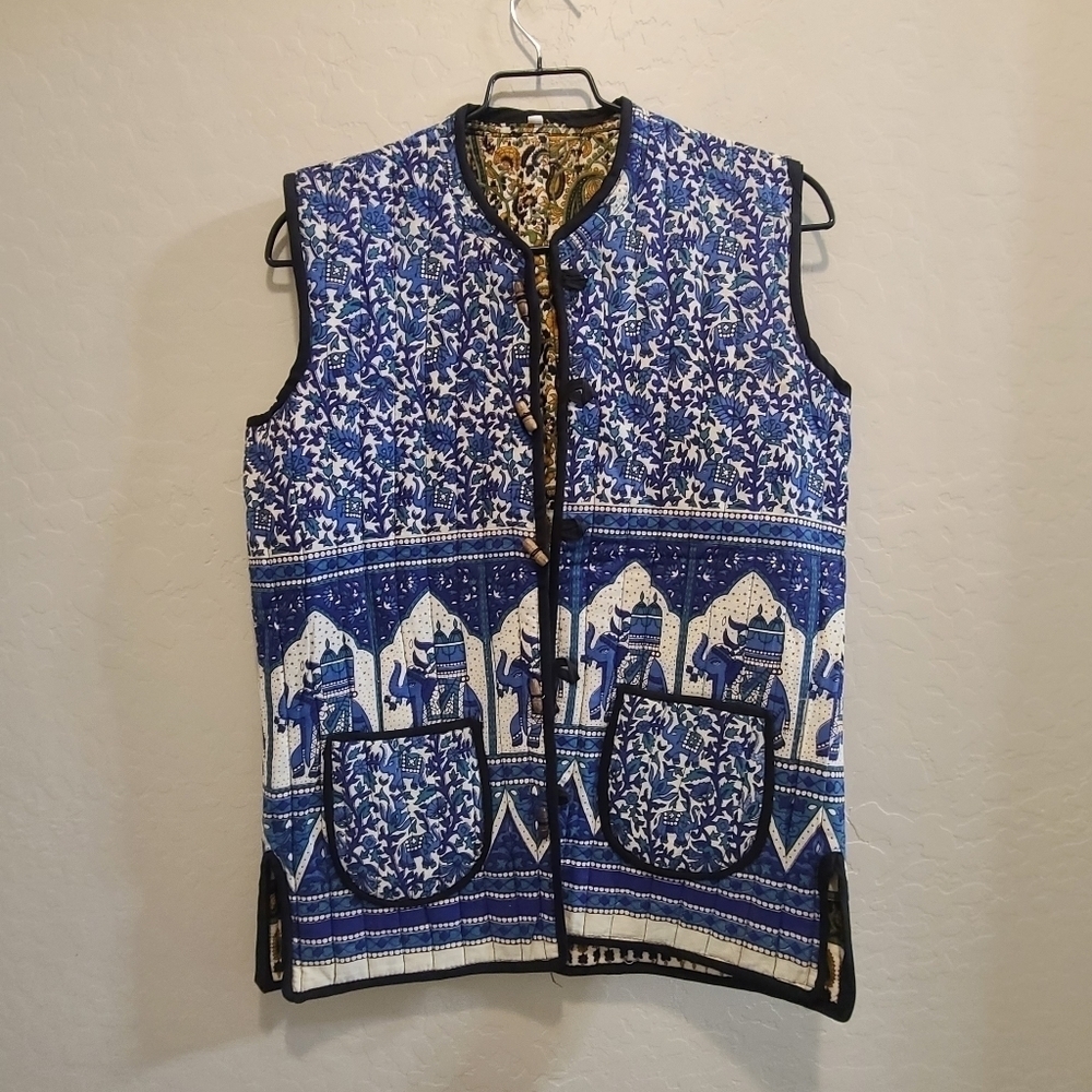 Reversible quilted vest